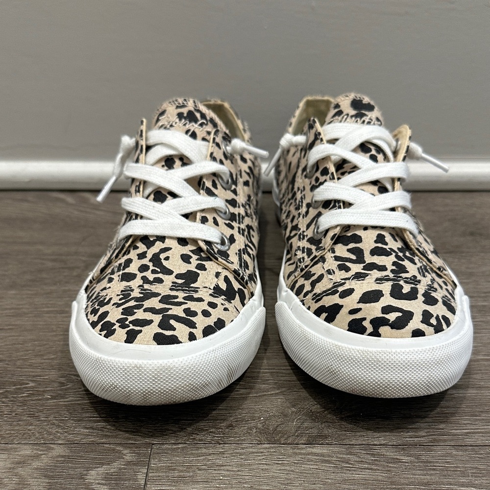 Leopard Print Canvas Lace-Up Sneakers - Women's Beige/Black